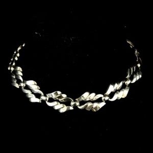 Vintage Sperry Gold Tone Link 12" Necklace